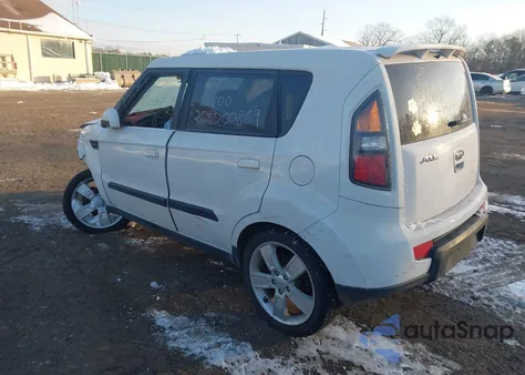 2010 Kia Soul Sport z USA, uszkodzony, nr VIN KNDJT2A2XA7035712